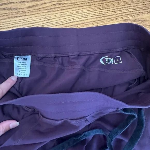 ZYIA Purple Sweatpants with Tapered Fit - Picture 4 of 6
